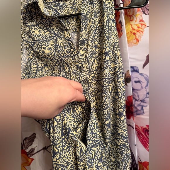 Columbia PFG Collared 1/2 Button Down Dress - Picture 7 of 7